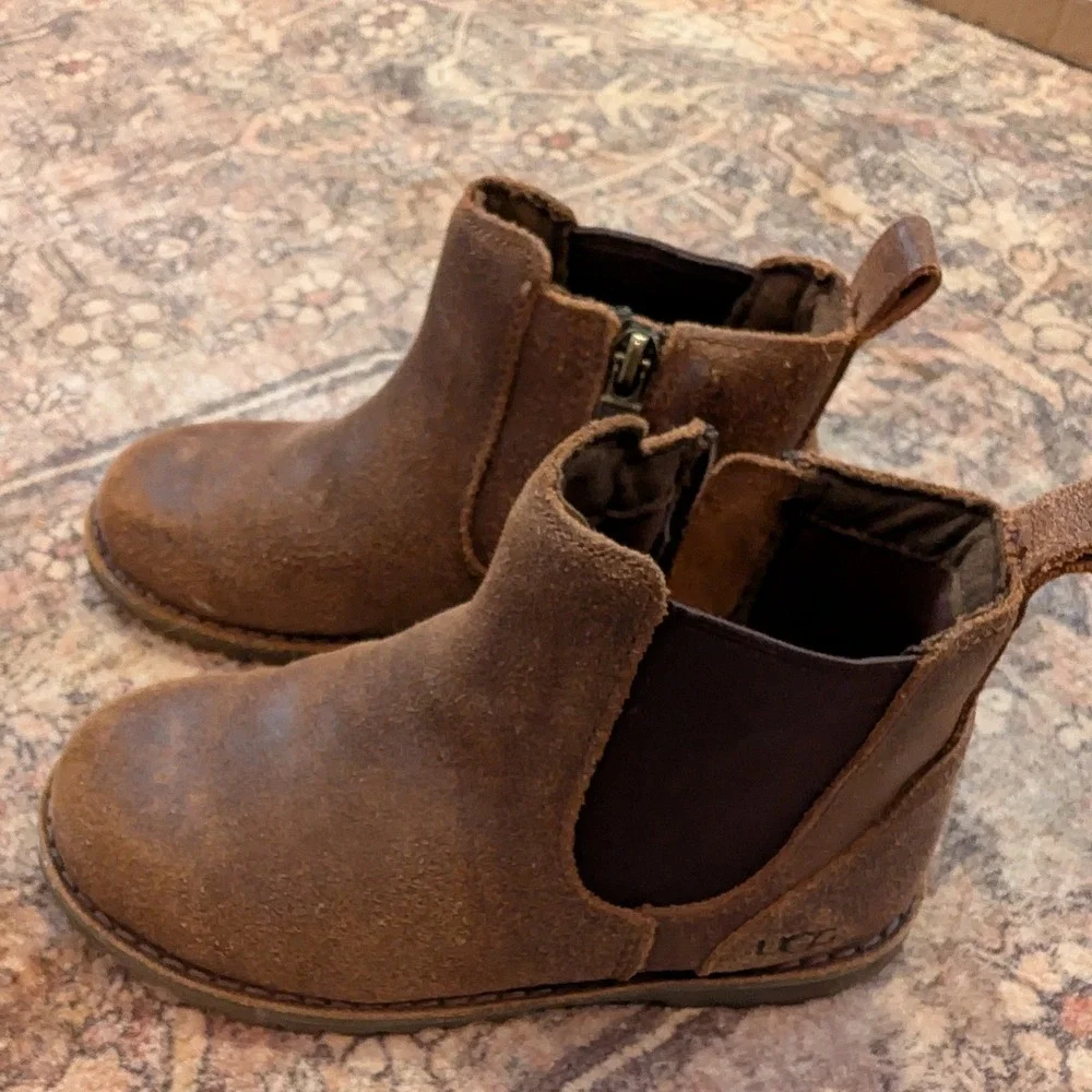UGG elasticated insert